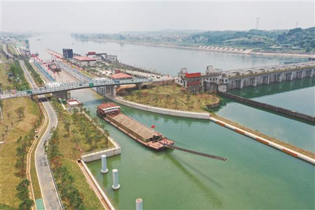 湘祁二线船闸建成通航 湘江高等级航道从蒸水河口延伸至湘祁枢纽