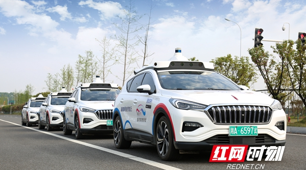 “湘江智辅”首款产品下线 可满足智能驾驶测试各类需求