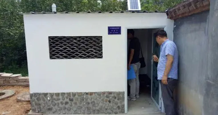 小厕所，大民生 湖南3年完成农村改厕300余万个