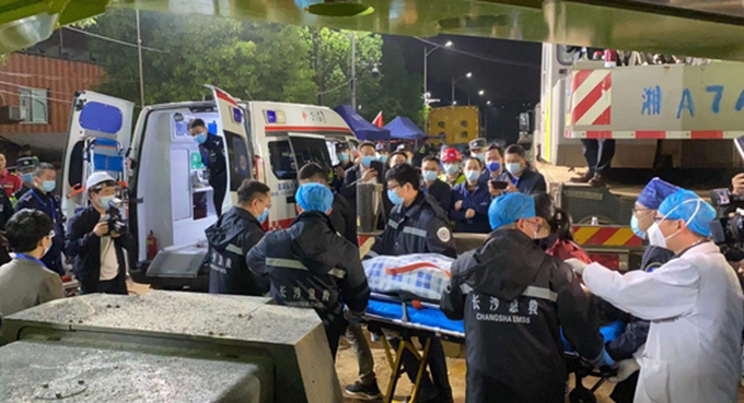 湖南长沙自建房倒塌事故第7名被困人员获救