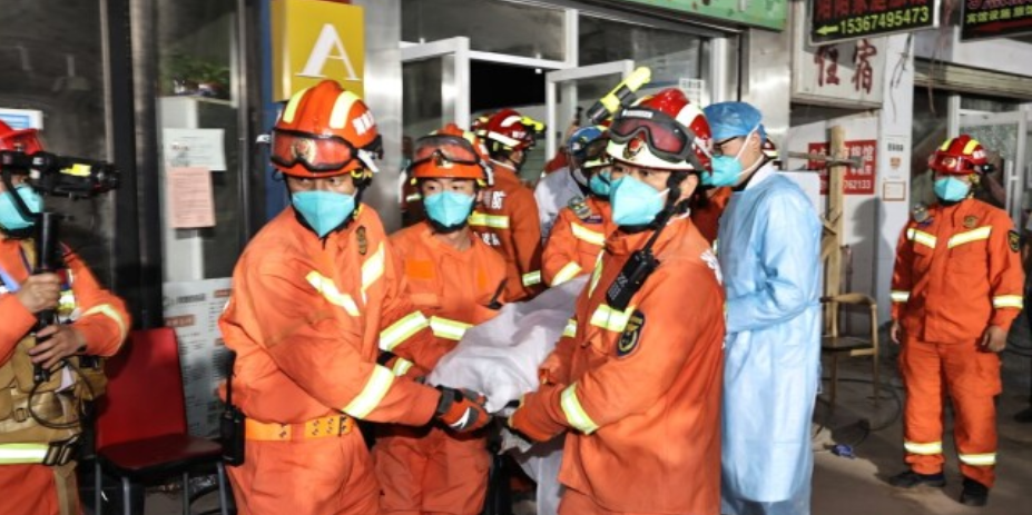 长沙居民自建房倒塌事故救援进展：第8名被困人员被救出