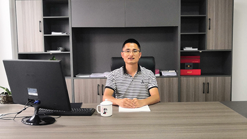 湖南青年创业家李游 | 水体“清道夫”为城市发展保驾护航