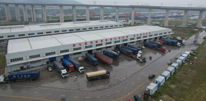 怀化-长沙货运班列今起常态化运行，开创国内百货零担物流铁路集运先河