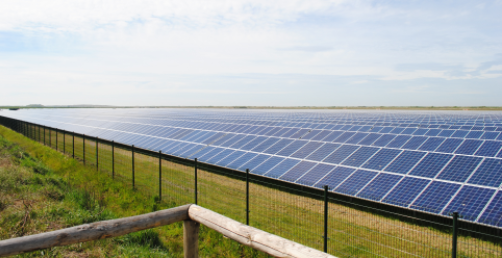 “双碳”推动光伏产业发展 上半年湖南太阳能电池出口增长超5成