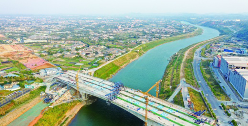 长沙湘府东路跨浏阳河大桥合龙 年底可基本完成建设