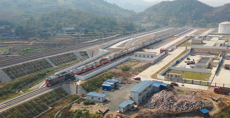 怀化国际陆港洪江市石化物流园开通运营 铁路运输到达量每年约为100万吨