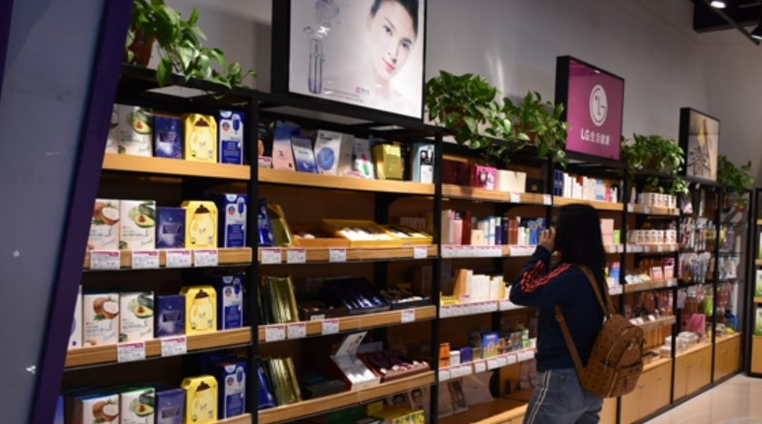 今年前四月湖南社会消费品零售总额增长7.7%