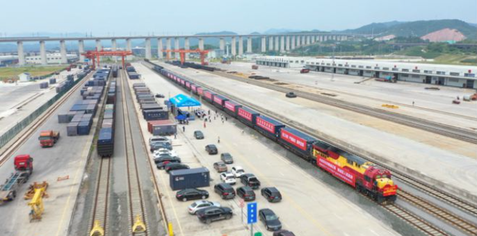 怀化国际陆港前5月开行班列190列 同比增长500%