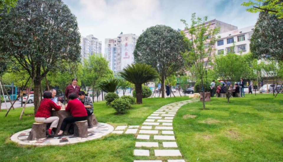 娄底市中心今年将新建10座“小游园” 盘活闲置地块，增加城市“绿度”