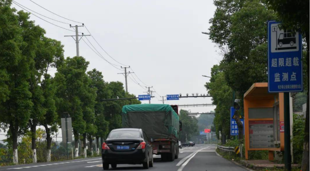 湖南强力推进科技治超 1至7月，依法查处违法超限超载车辆5.94台次