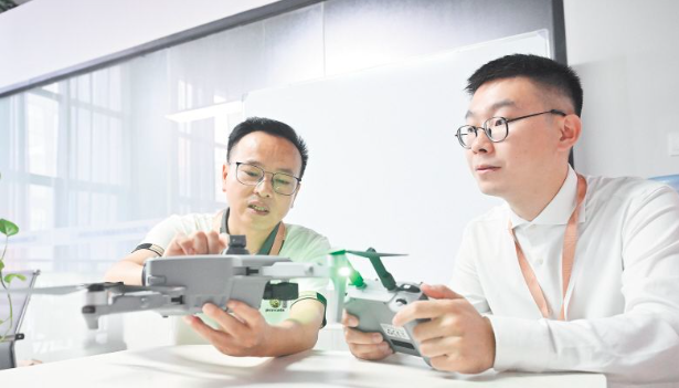 “空中滴滴”来了 全国首个低空经济互联网平台在长沙起飞