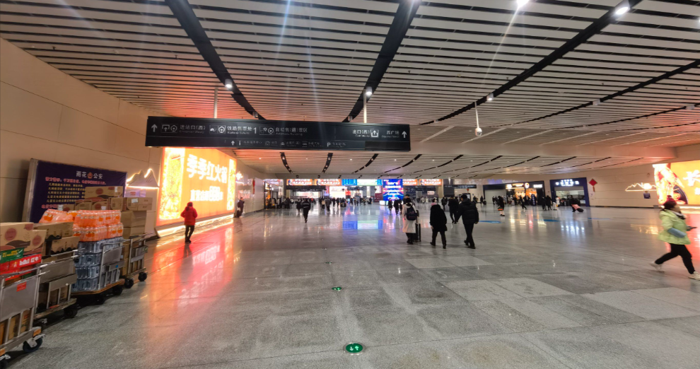 长沙南站西广场网约车上车专区启用