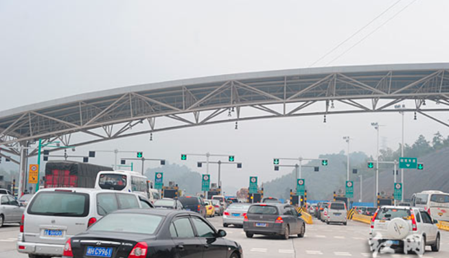 今年春运湖南高速出入口流量达1.56亿辆,创历史新高