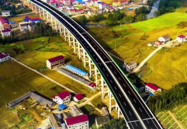 安化至溆浦高速公路项目获批，估算投资113.96亿元