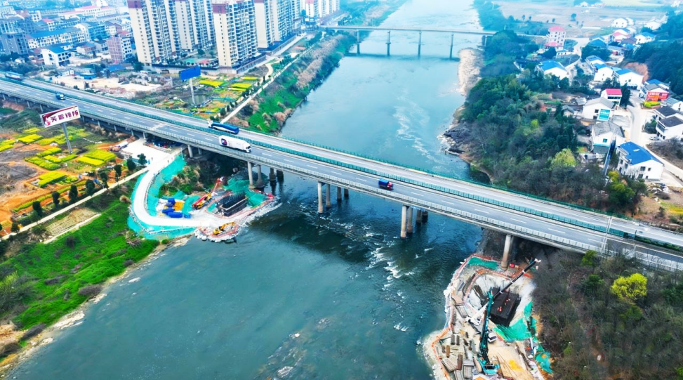 汨水大桥新突破,京港澳高速岳长扩容加快建设